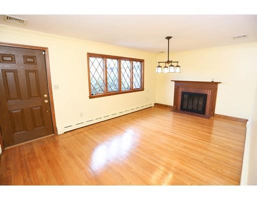 11 Normandy Road South Hadley, MA 01075 - Photo 7 of 27 Gallery Image 7