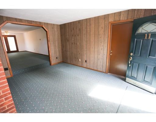 11 Normandy Road South Hadley, MA 01075 - Photo 10 of 27 Gallery Image 10
