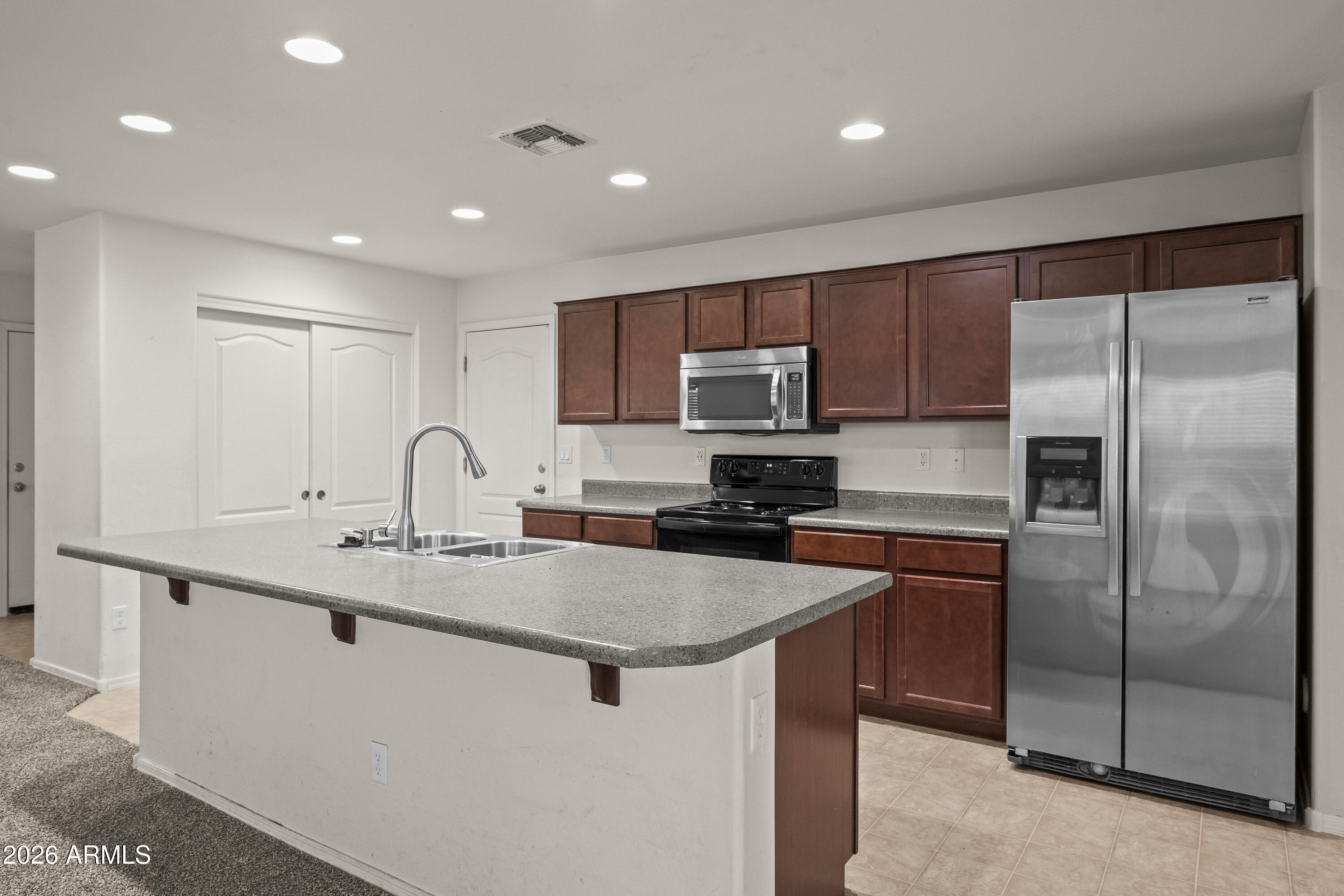 472 North Ranger Trail Gilbert, AZ 85234 - Photo 11 of 31