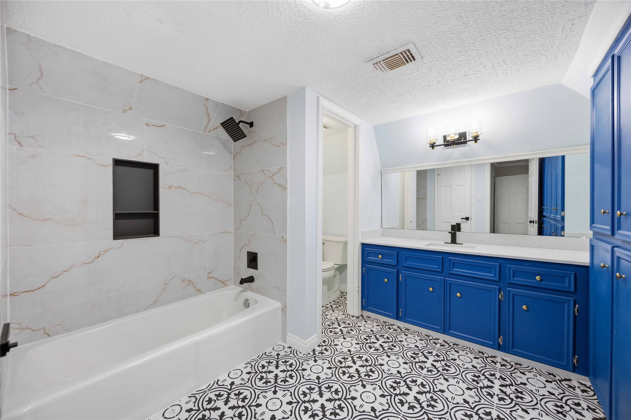 15110 Walters Road Houston, TX 77068 - Photo 12 of 27 Gallery Image 12