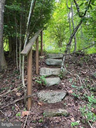 $899,000 | 60 Mountain Breeze Lane, Syria, VA 22743