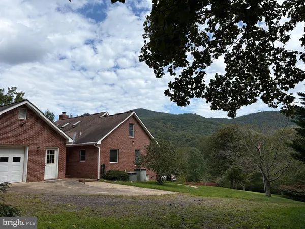 $899,000 | 60 Mountain Breeze Lane, Syria, VA 22743