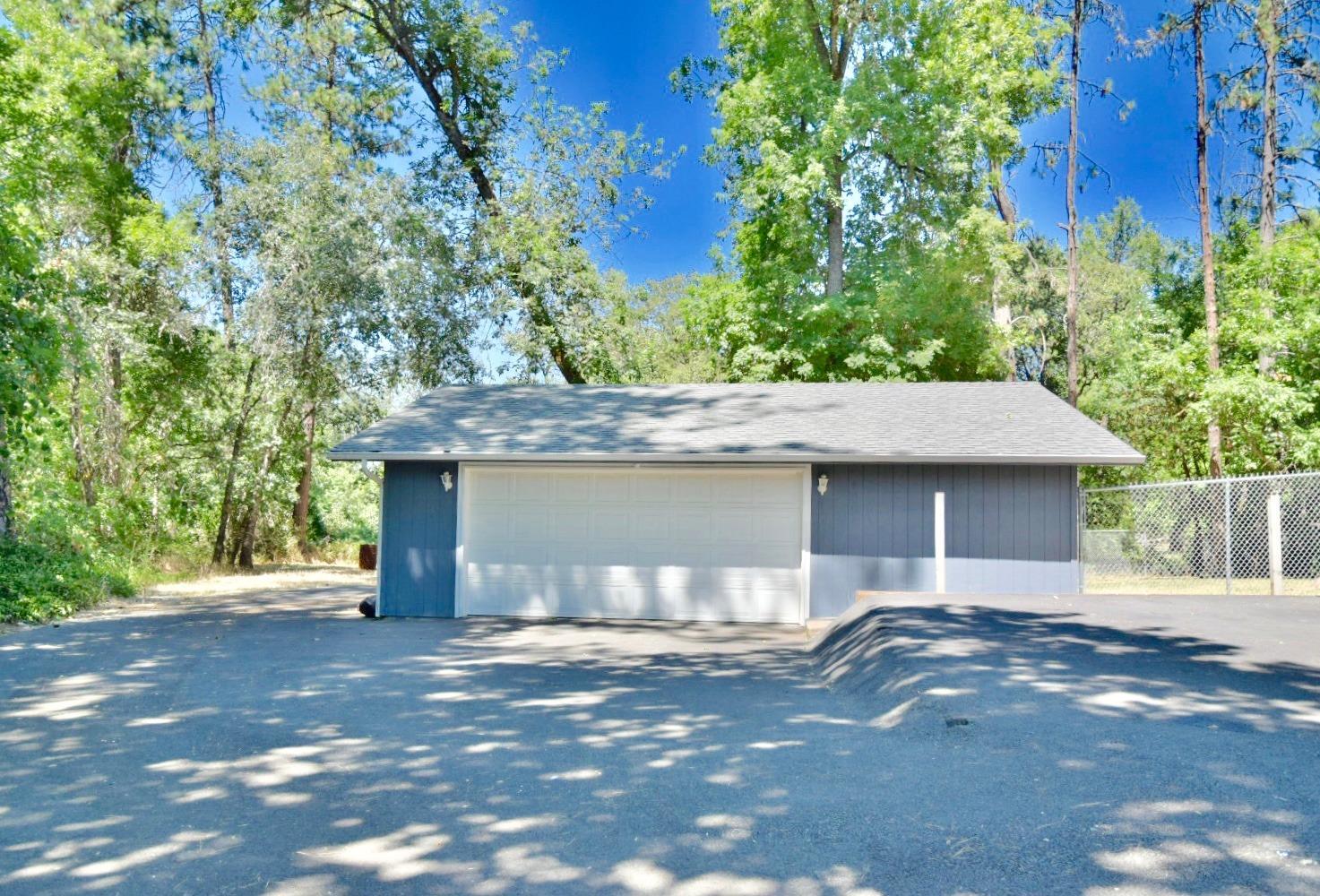 264 Walker Road Grants Pass, OR 97527 - Photo 4 of 24 Additional Photo