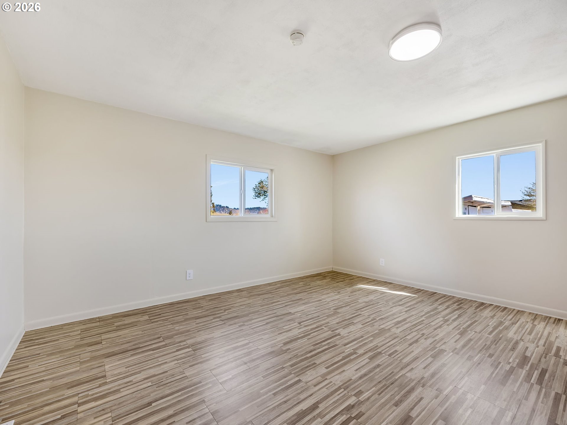 92277 Youngs River Road Astoria, OR 97103 - Photo 13 of 35