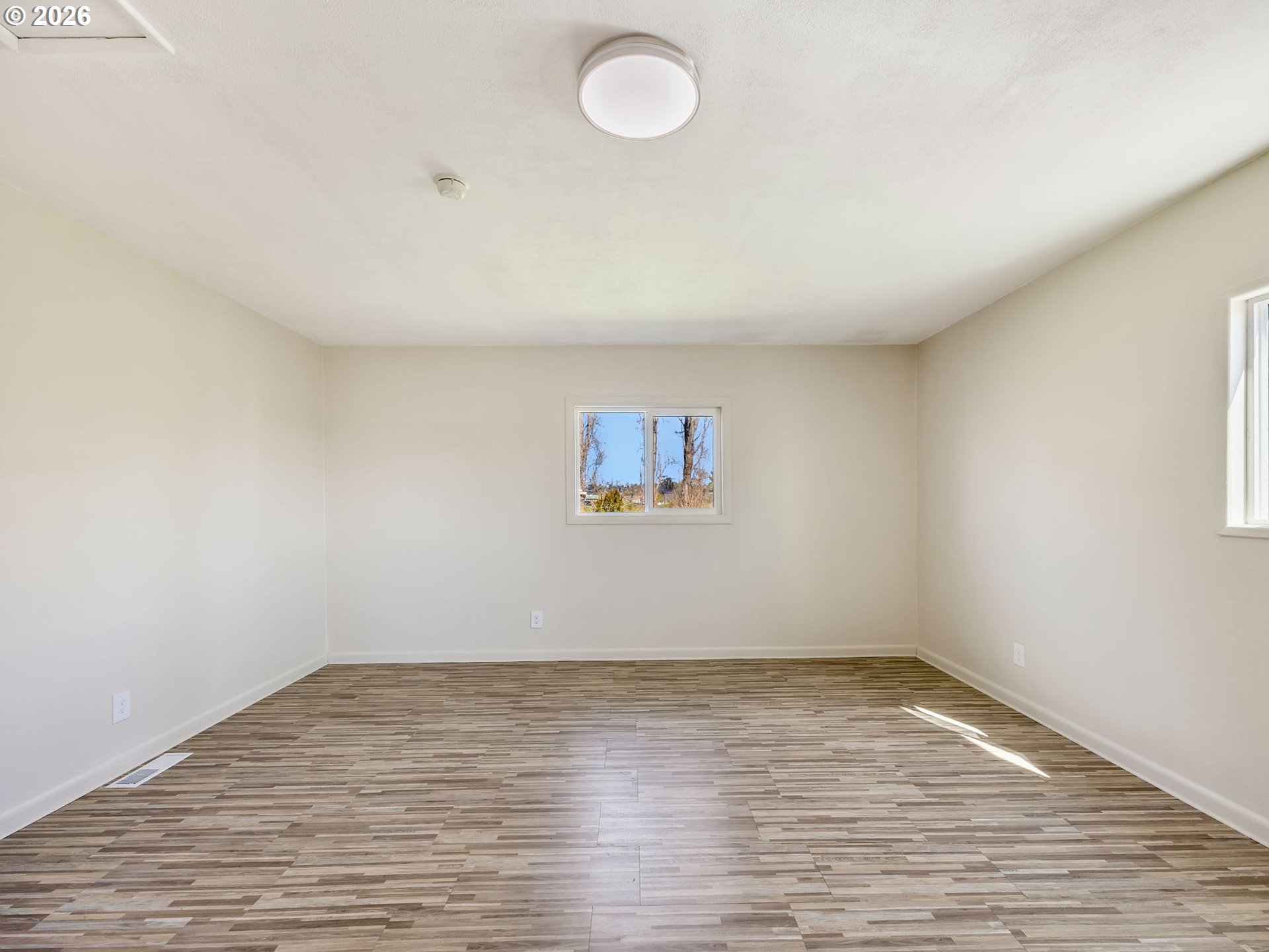 92277 Youngs River Road Astoria, OR 97103 - Photo 14 of 35