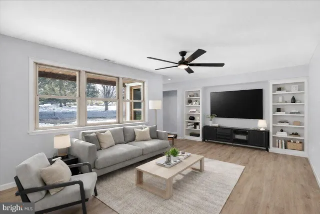 $225,000 | 207 Westbury Court, Downingtown, PA 19335