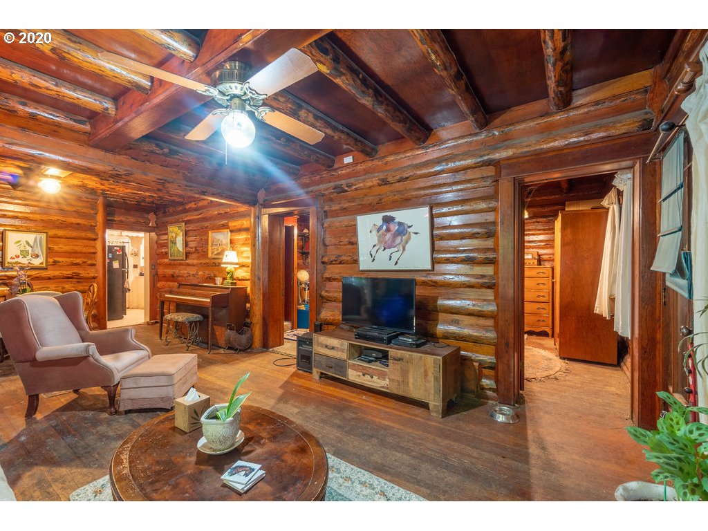 8041 Buckhorn Road Roseburg, OR 97470 - Photo 5 of 29 Gallery Image 5