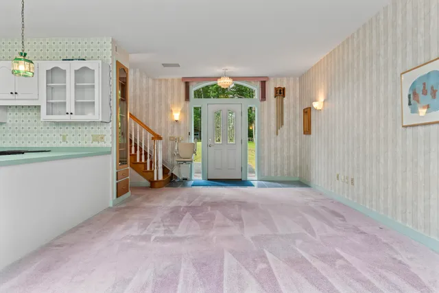 $699,000 | 73 Hodsdon Lane, Jefferson, ME 04348