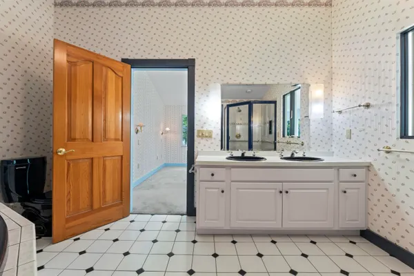 $649,000 | 73 Hodsdon Lane, Jefferson, ME 04348