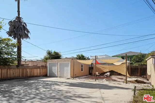 $4,895 | 1235 South Tremaine Avenue, Los Angeles, CA 90019