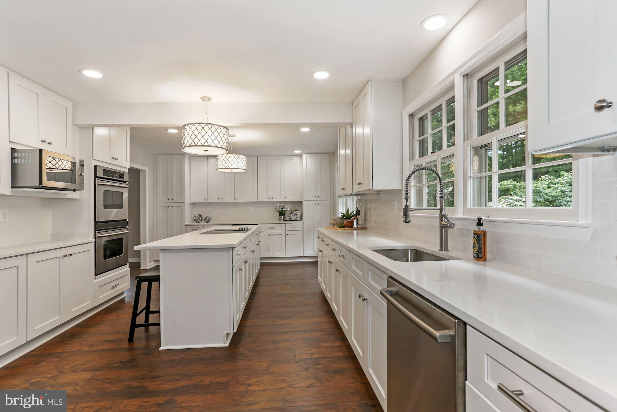 1804 Batten Hollow Road Vienna, VA 22182 - Photo 11 of 74 Gallery Image 11