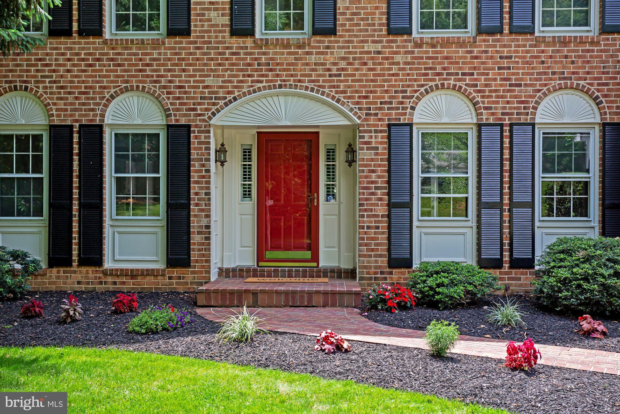 1804 Batten Hollow Road Vienna, VA 22182 - Photo 3 of 74 Gallery Image 3