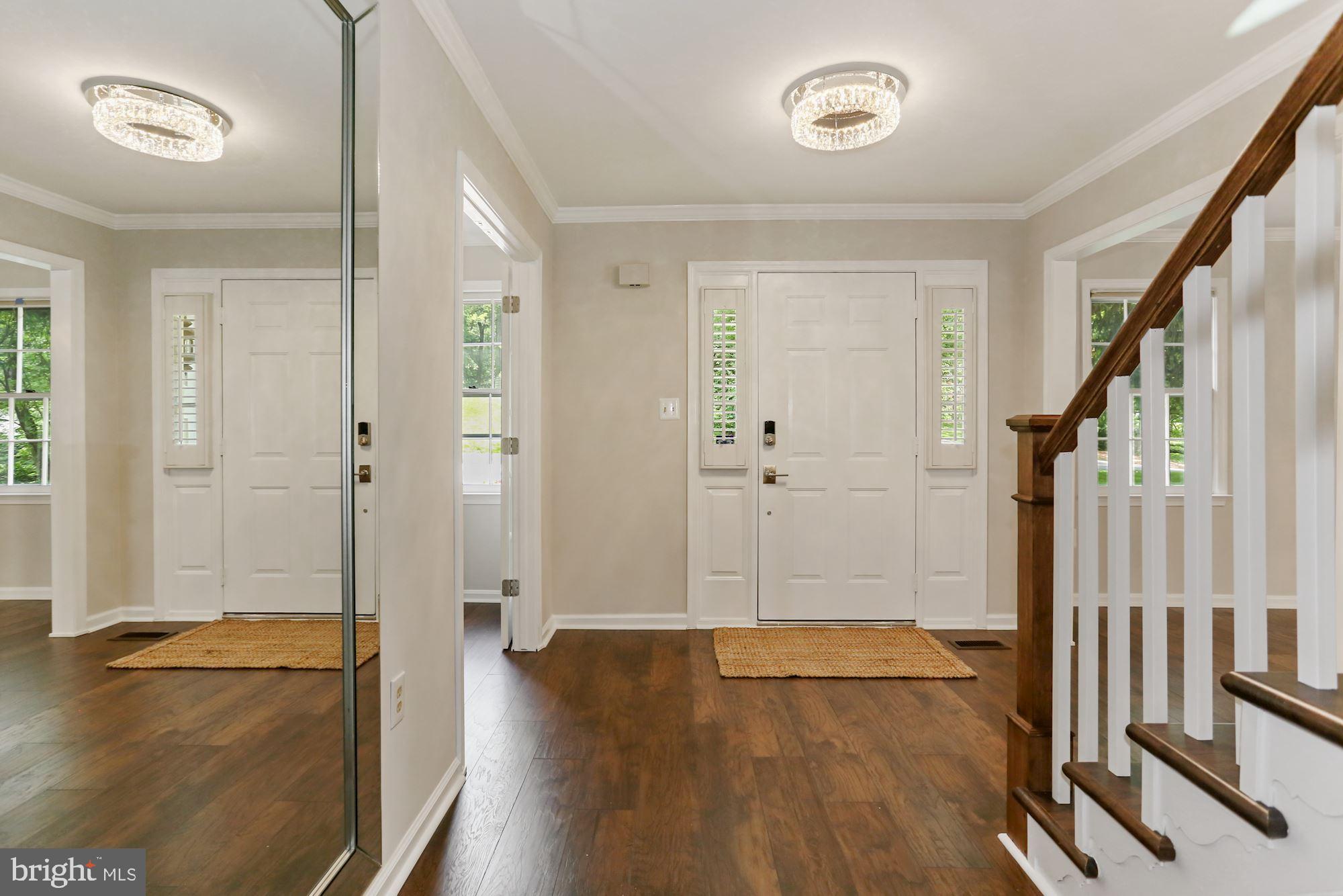 1804 Batten Hollow Road Vienna, VA 22182 - Photo 4 of 74 Gallery Image 4