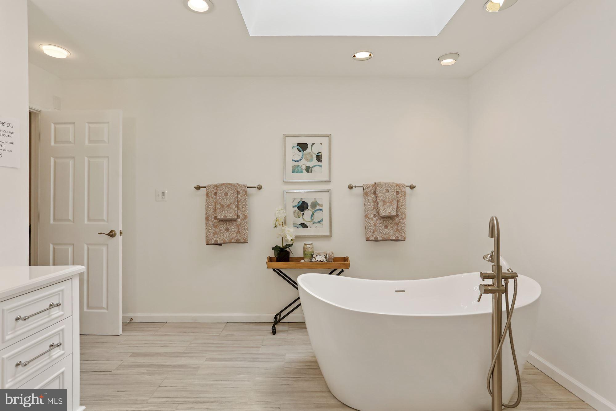 1804 Batten Hollow Road Vienna, VA 22182 - Photo 40 of 74 Gallery Image 40
