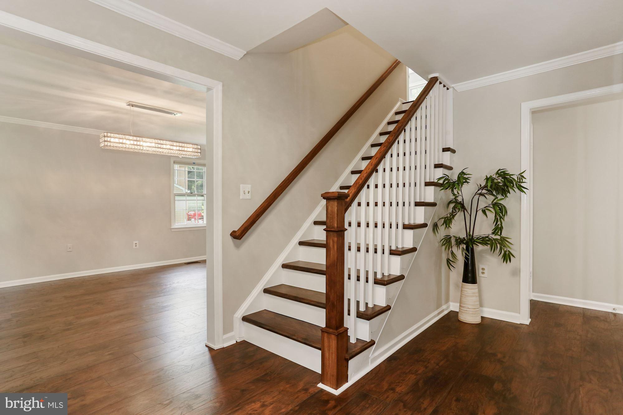 1804 Batten Hollow Road Vienna, VA 22182 - Photo 5 of 74 Gallery Image 5