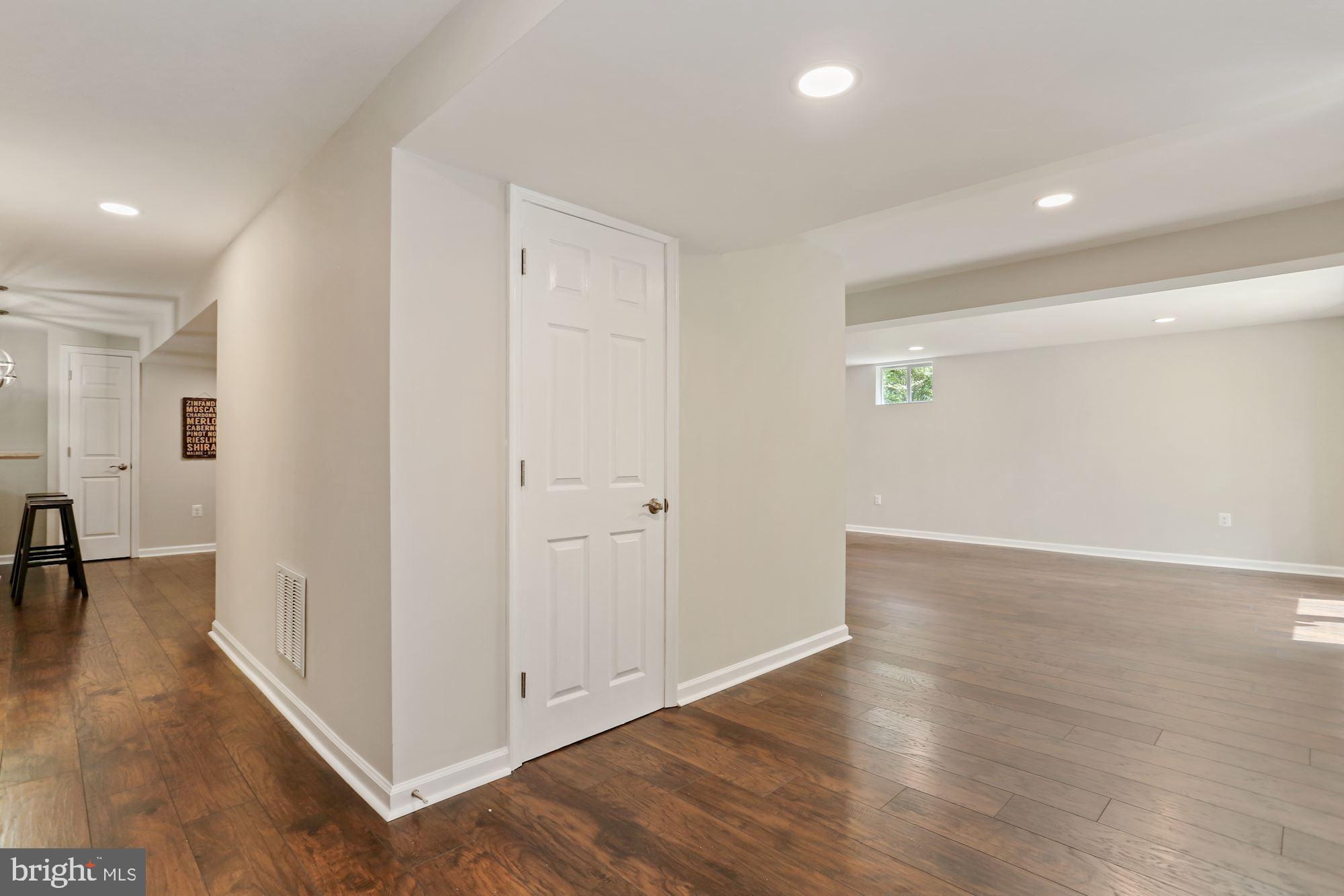 1804 Batten Hollow Road Vienna, VA 22182 - Photo 51 of 74 Gallery Image 51