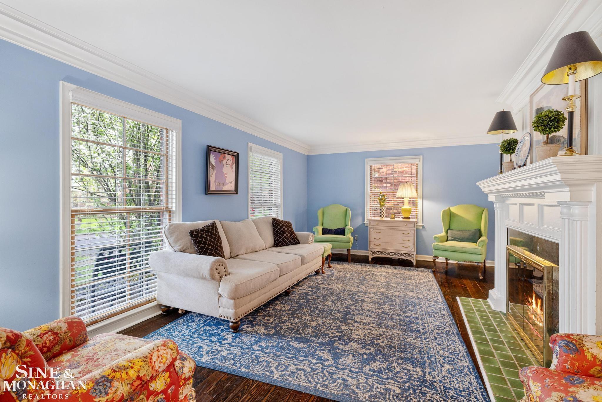 258 Merriweather Road Grosse Pointe Farms, MI 48236 - Photo 7 of 52 Gallery Image 7