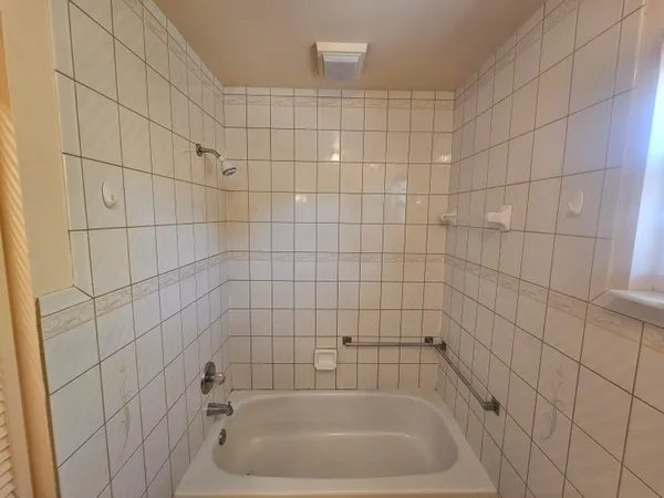 $1,450 | 903 Northwest Spruce Ridge Drive, Unit 4, Stuart, FL 34994