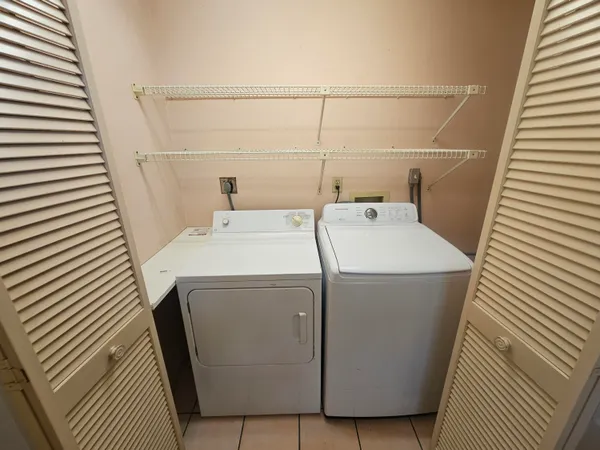 $1,450 | 903 Northwest Spruce Ridge Drive, Unit 4, Stuart, FL 34994