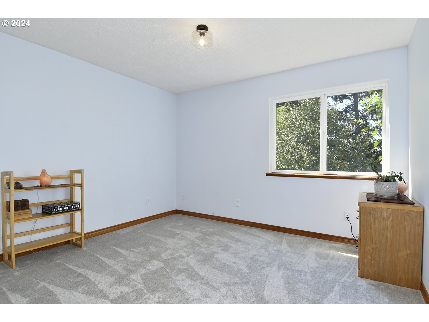 31955 Southeast Compton Road Boring, OR 97009 - Photo 14 of 48 a view of an empty room with a window