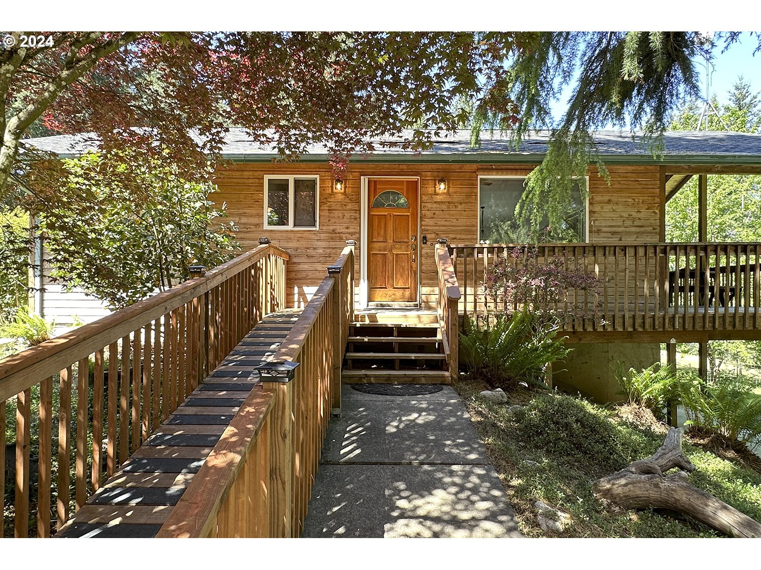 31955 Southeast Compton Road Boring, OR 97009 - Photo 3 of 48 a view of a house with backyard and porch