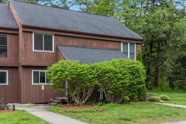 $344,900 | 20 Greenfield Rd Extension, Unit C5, Essex Junction, VT 05452