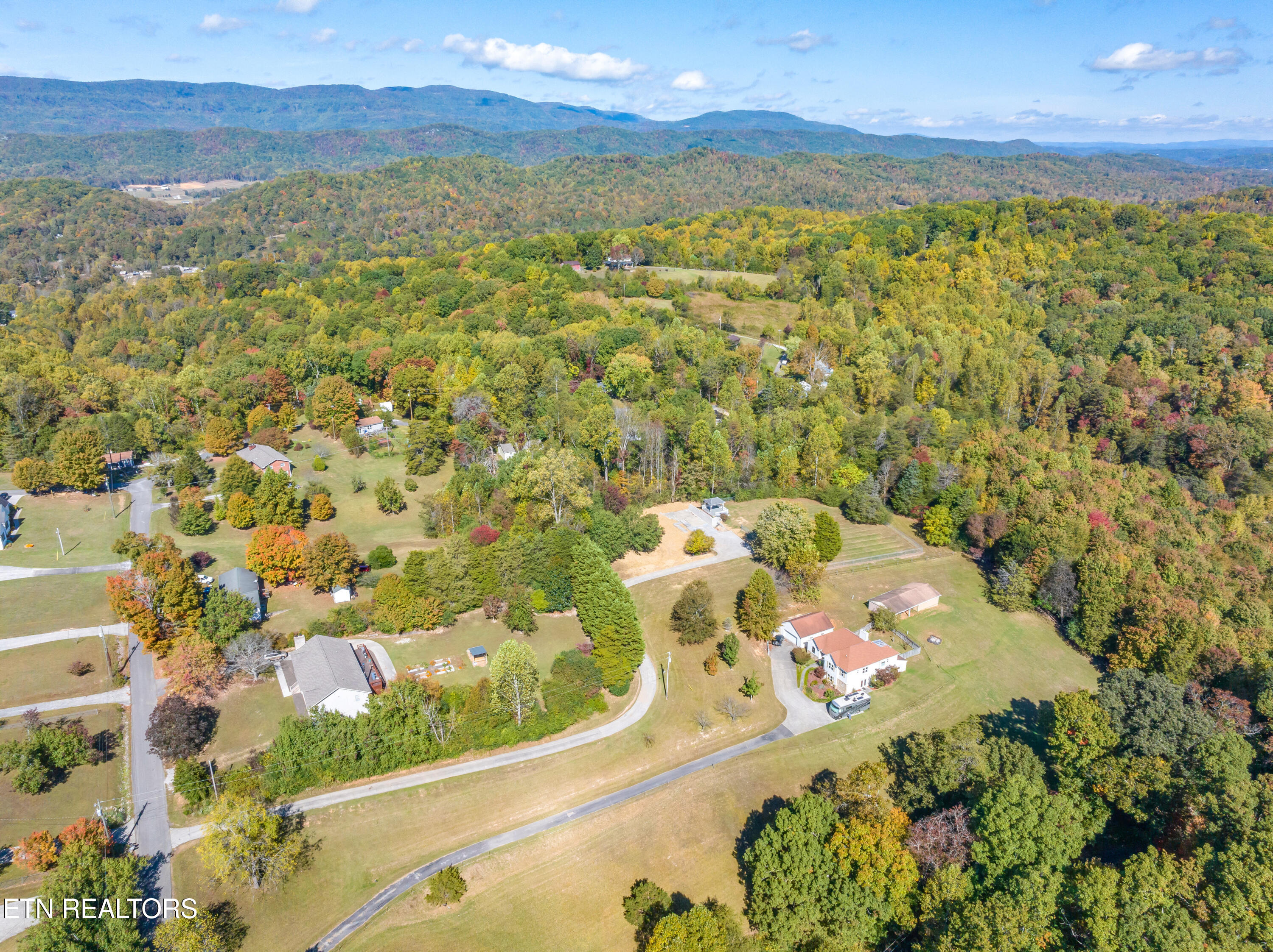 162 Pleasant View Loop Clinton, TN 37716 - Photo 24 of 28 162 Pleasant View Loop-24