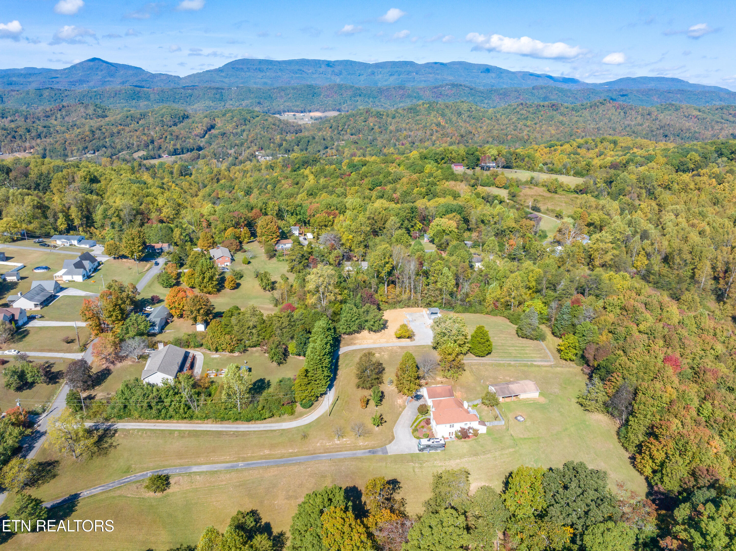 162 Pleasant View Loop Clinton, TN 37716 - Photo 25 of 28 162 Pleasant View Loop-25