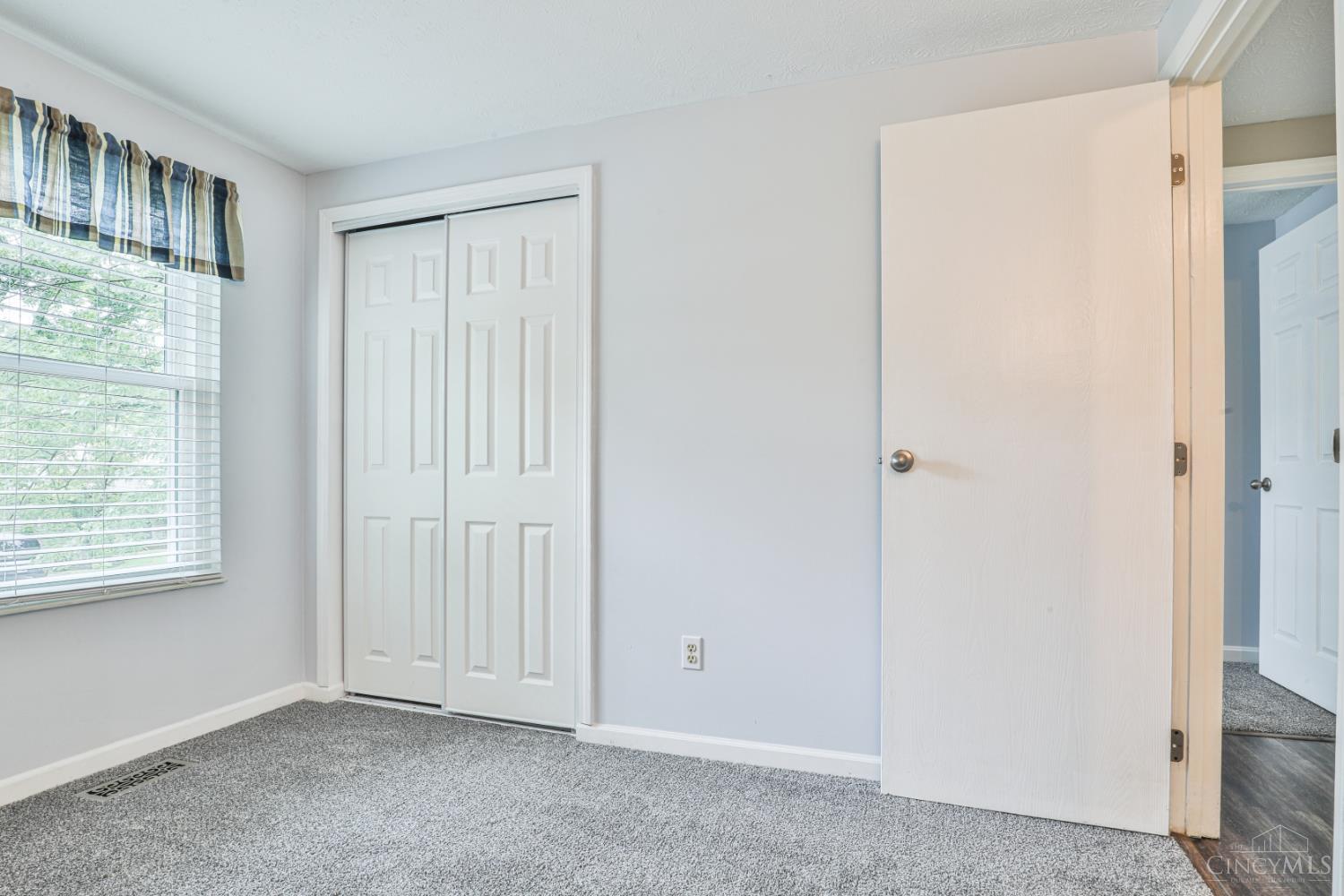 2280 Chesterfield Lane Batavia, OH 45103 - Photo 25 of 46