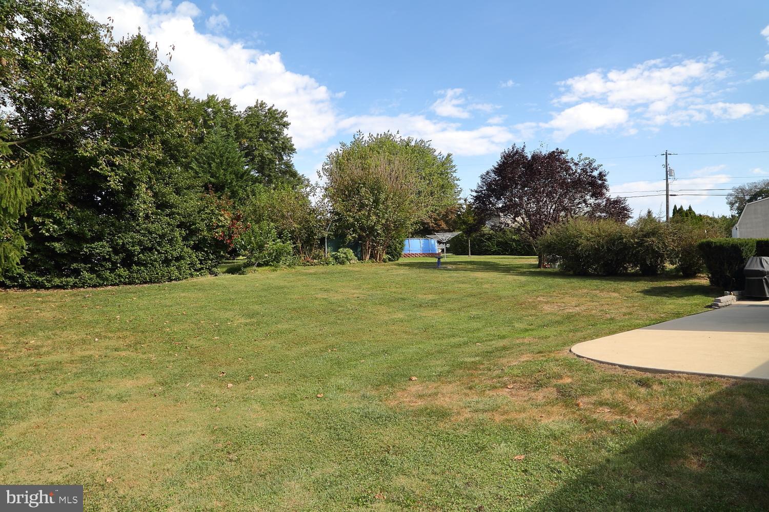 1627 Peony Road Lancaster, PA 17602 - Photo 35 of 36 Gallery Image 35
