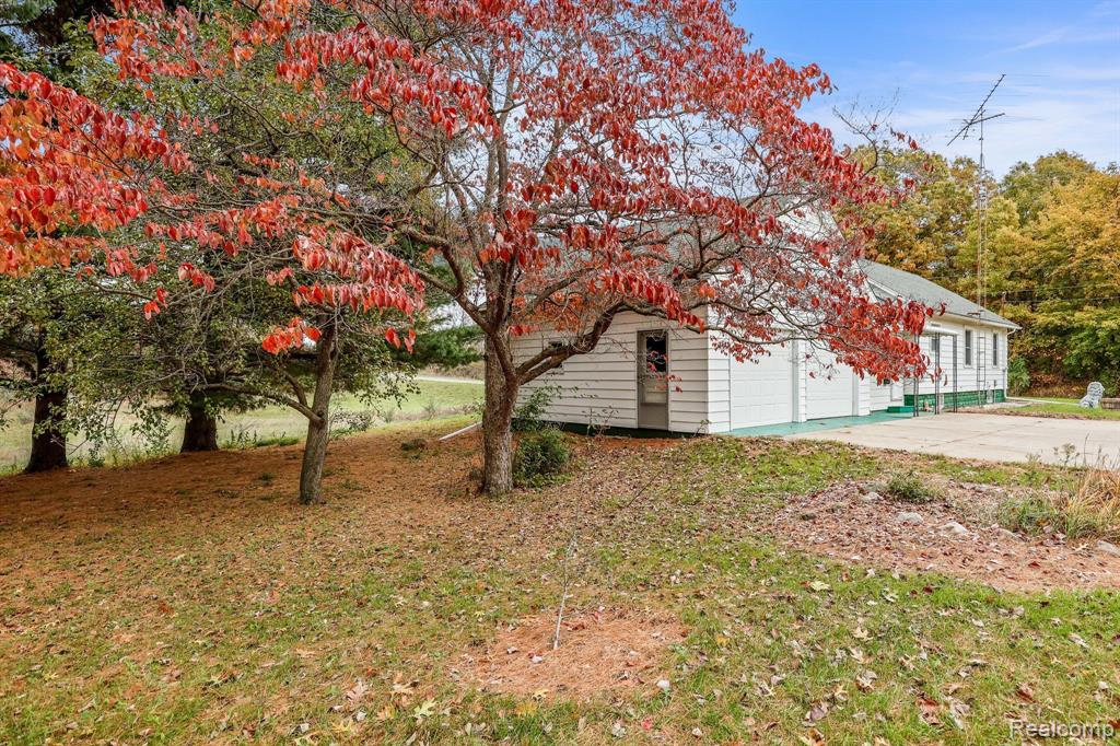 2658 Hawkins Road Jackson, MI 49201 - Photo 27 of 32