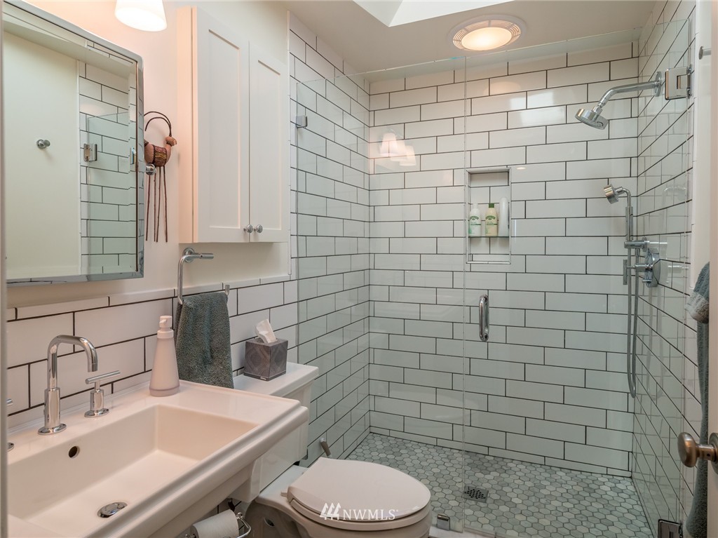 1019 Sprague Street Edmonds, WA 98020 - Photo 20 of 25 Gallery Image 20
