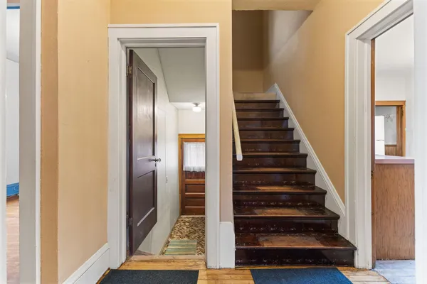 $335,000 | 202 Lake Boulevard South, Buffalo, MN 55313