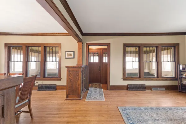 $335,000 | 202 Lake Boulevard South, Buffalo, MN 55313