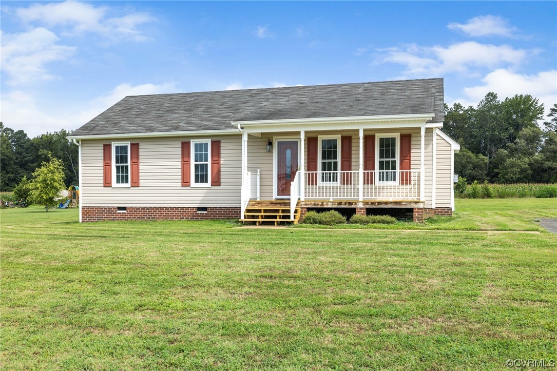 122 Pollard Place Aylett, VA 23009 - Photo 1 of 24 front view of a house with a yard