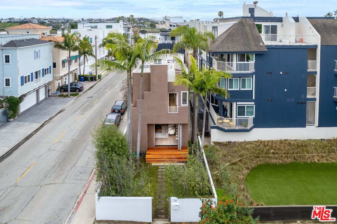 28 Westwind Street Marina del Rey, CA 90292 - Photo 41 of 45