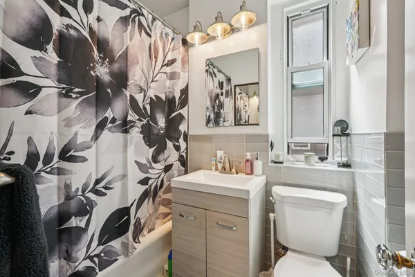 $199,000 | 1468 Midland Avenue, Unit 2C, Bronxville, NY 10708