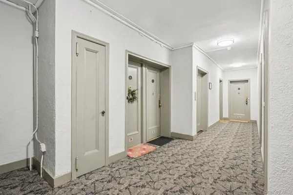 $199,000 | 1468 Midland Avenue, Unit 2C, Bronxville, NY 10708