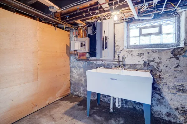 $299,900 | 727 University Avenue, Rochester, NY 14607