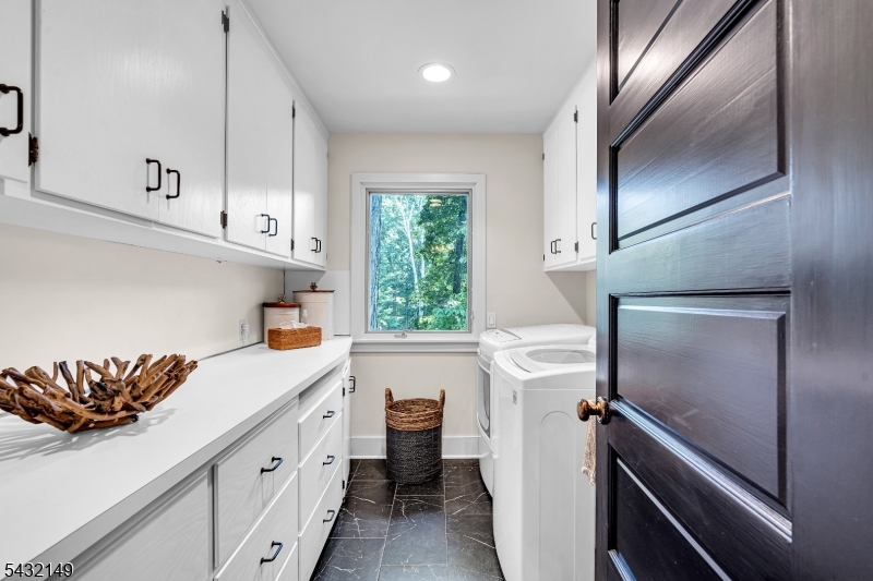 176 Rolling Hill Road Skillman, NJ 08558 - Photo 18 of 49