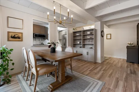 $209,900 | 1860 Sherman Avenue, Unit 5NW, Evanston, IL 60201