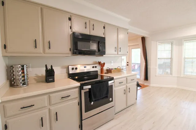 $249,900 | 2821 Clayton Drive, Valdosta, GA 31602