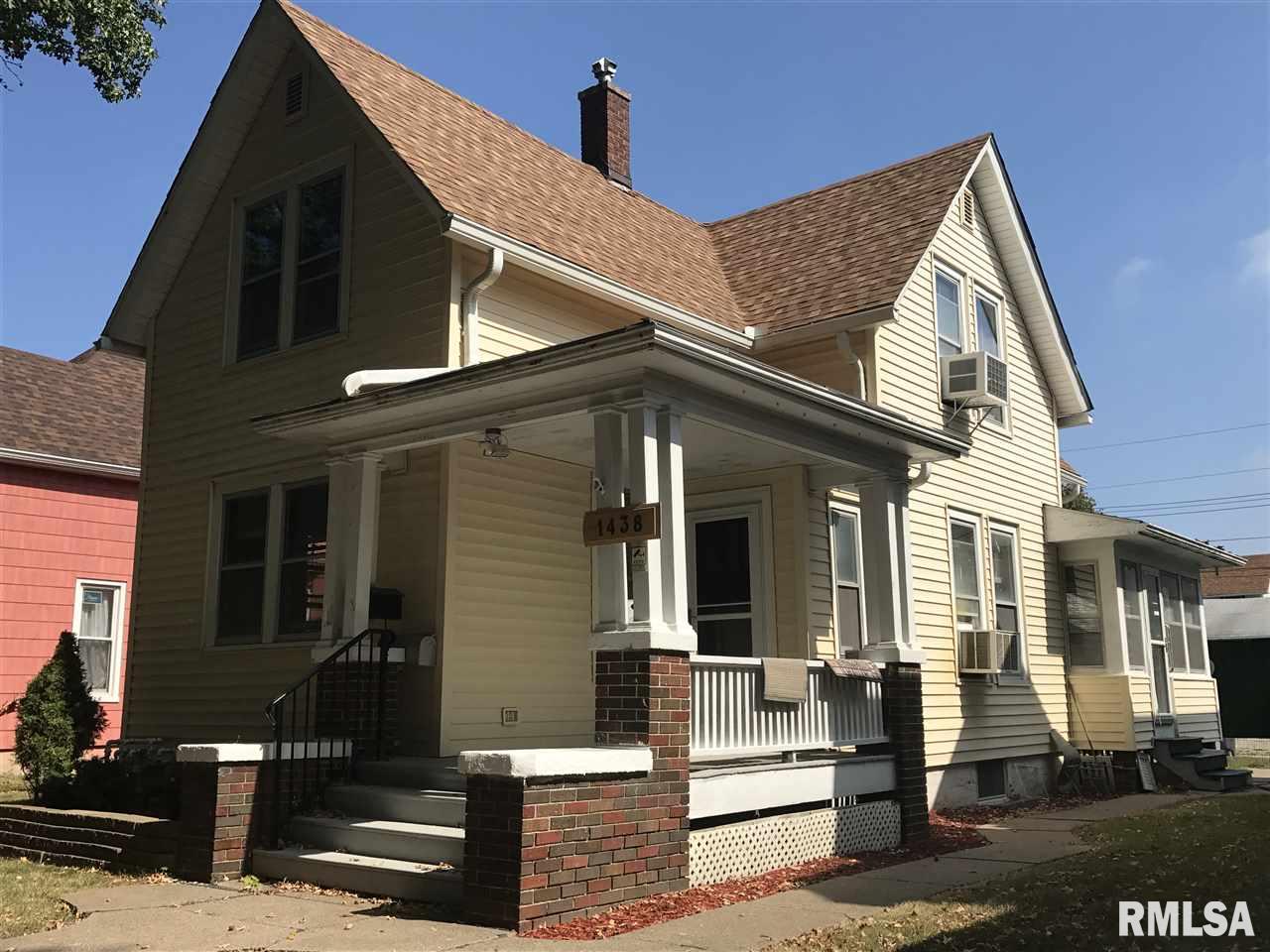 1438 11th Street Moline, IL 61265 - Photo 1 of 14