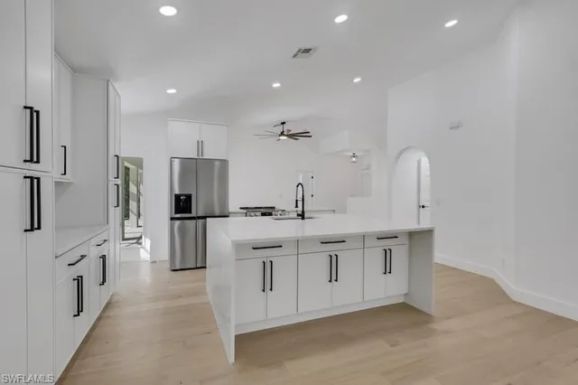 $799,000 | 440 33rd Avenue Northeast, Naples, FL 34120