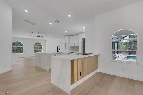 $785,000 | 440 33rd Avenue Northeast, Naples, FL 34120