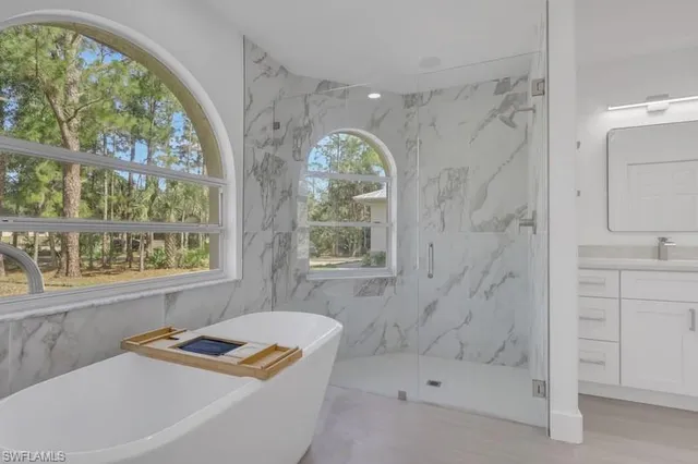 $799,000 | 440 33rd Avenue Northeast, Naples, FL 34120