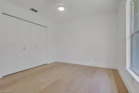 $785,000 | 440 33rd Avenue Northeast, Naples, FL 34120