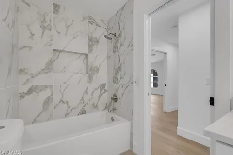 $785,000 | 440 33rd Avenue Northeast, Naples, FL 34120