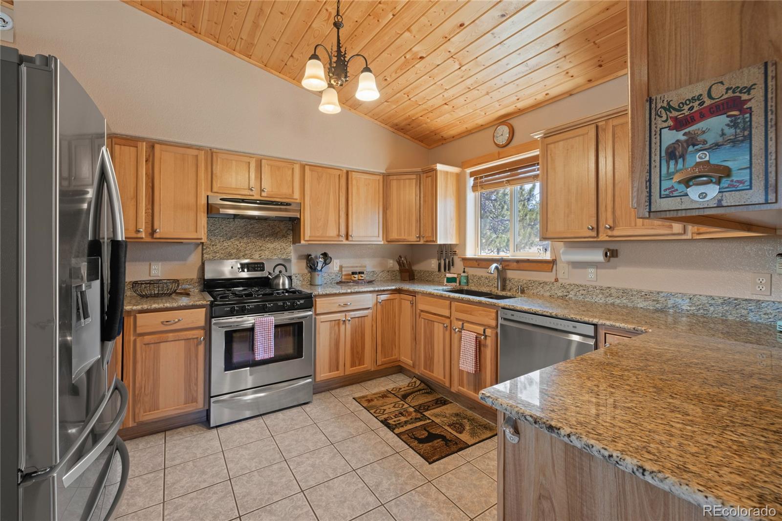 1948 Wagon Wheel Road Hartsel, CO 80449 - Photo 19 of 38