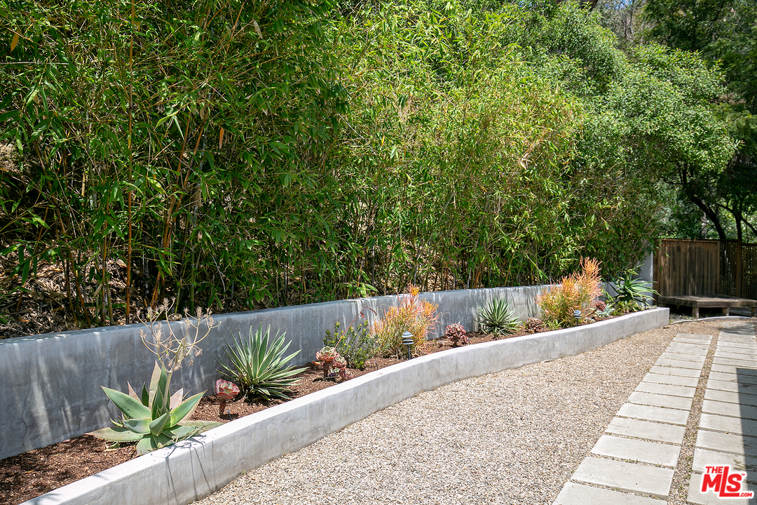 1929 Estes Road Los Angeles, CA 90041 - Photo 24 of 29